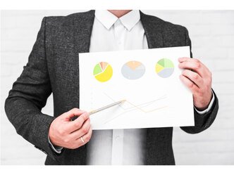 Qualitative vs. Quantitative Research | Differences, Examples & Methods