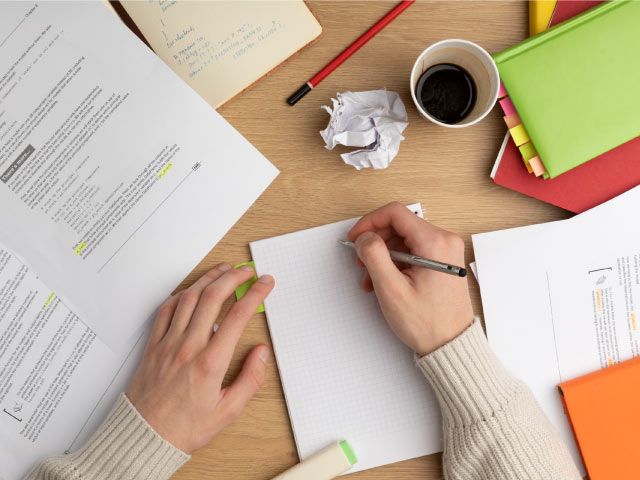 How to Write an Essay Outline | Guidelines & Examples