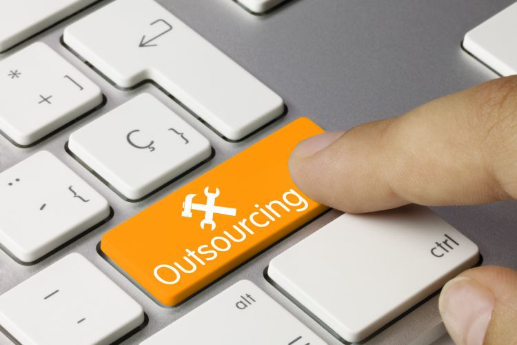 Externalisation des RH : la paie, la formation et le recrutement