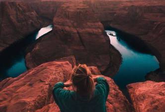 Analyse Pestel de Booking.com